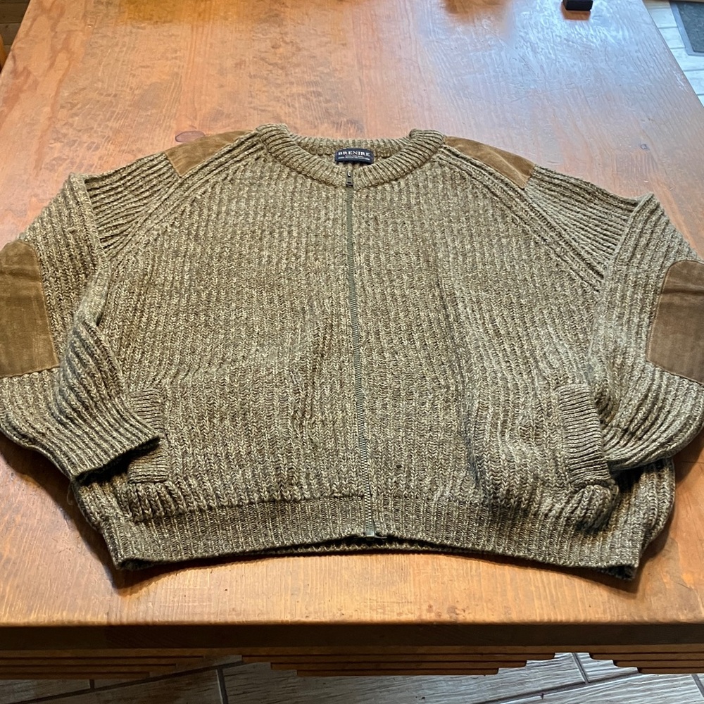 Men's Wool Olive Zip-Up Sweater with Suede Accents